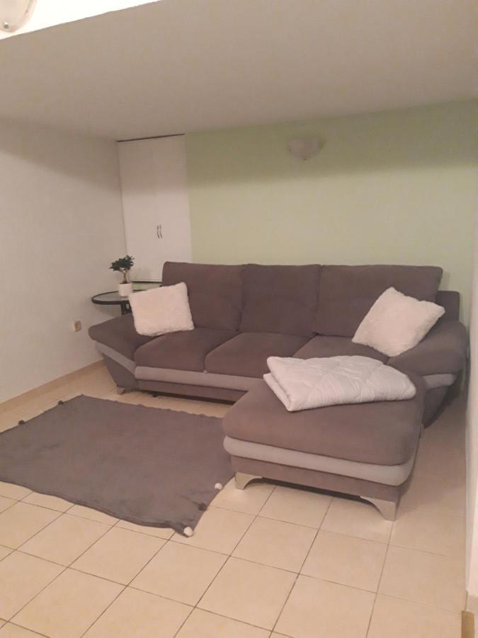 Apartmani Mira ตราสนิสเซ ภายนอก รูปภาพ
